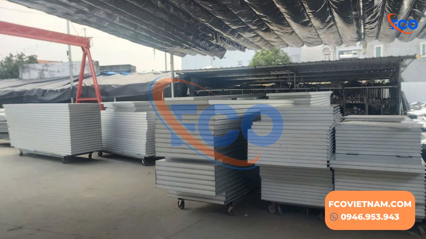 Tấm Panel Nhà Xưởng: Báo Giá Mới Nhất 2026 | FCO Việt Nam