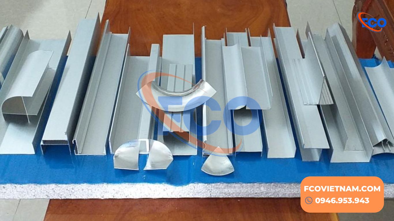 Bảng báo giá phụ kiện cửa trượt panel 2026 tại FCO Việt Nam